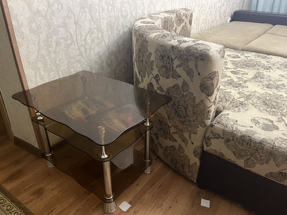 Продам Диван,  в  хорошем состояниий