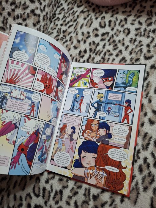 Книга комикс Леди Баг