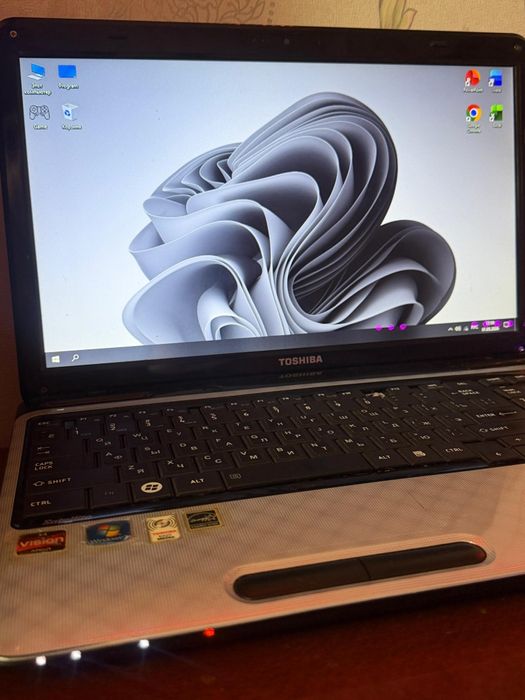 Ноутбук Toshiba Windows 10