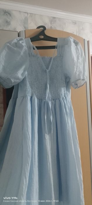 Продам платье, на девочку лет 10,12