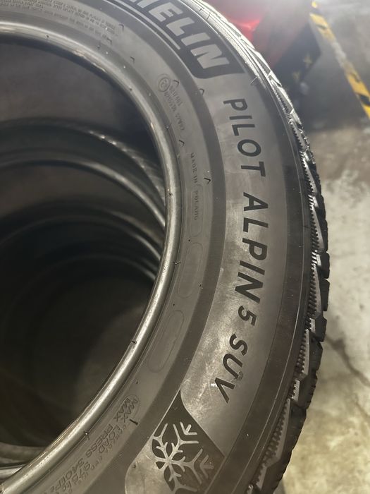 235/60 R18 107H XL - Michelin Pilot Alpin 5 SUV M+S Oferta