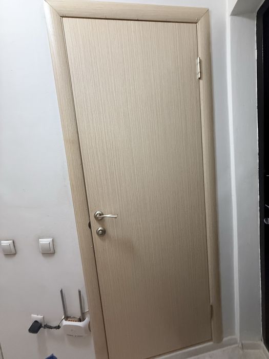 Продам межкомнатные двери