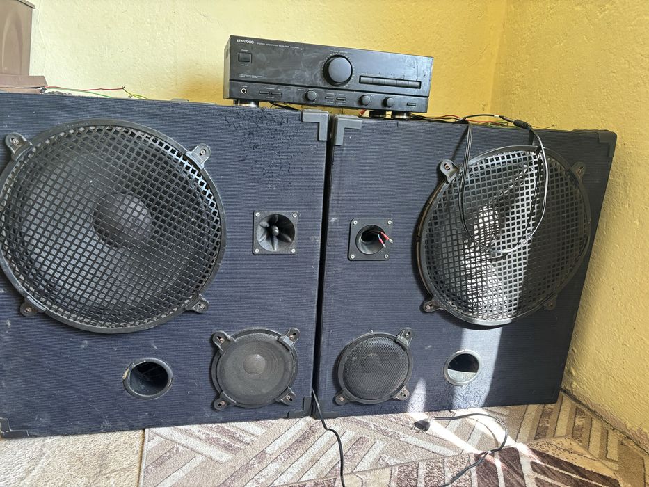 Продавам сватбарски колони пускал съм ги 3/4 пъти работят си