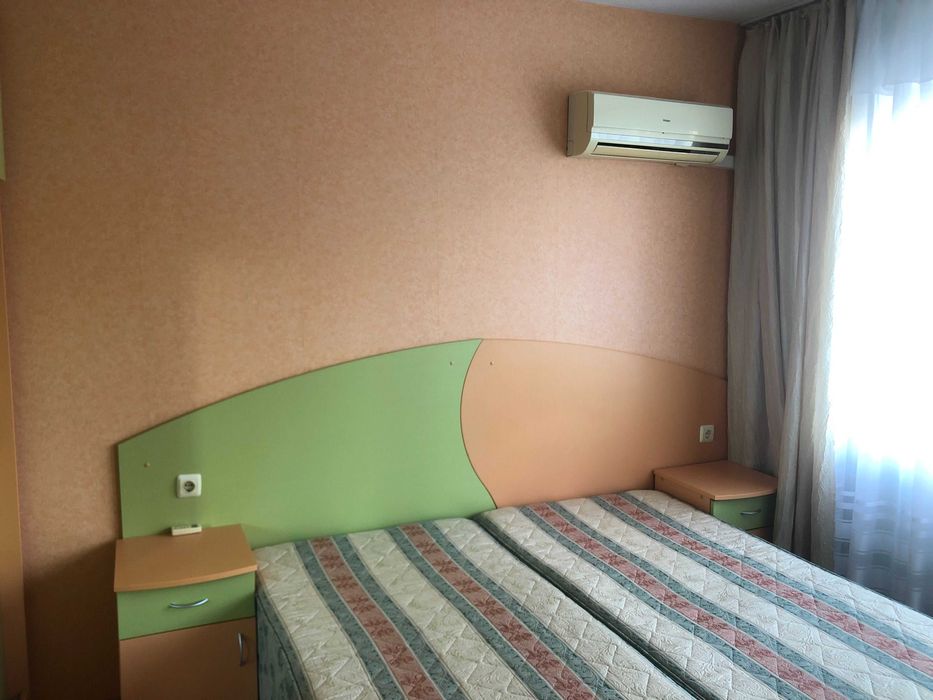 Дава се под наем Двустаен апартамент в Бургас, Славейков - 61 кв.м за 127.5 € - Снимка #2