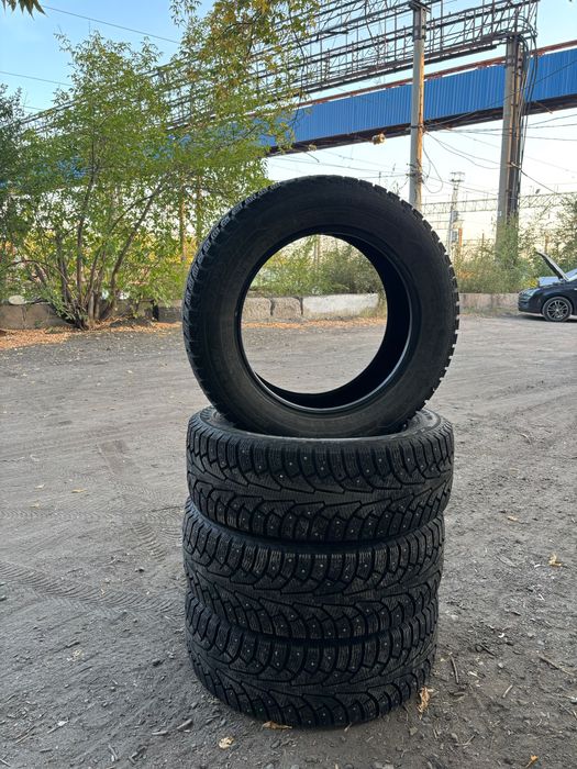 Nokian 225/60/17