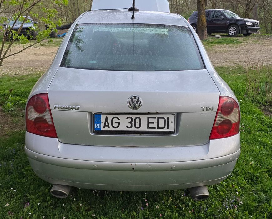 VOLKSWAGEN Passat 2003 — imagine 2