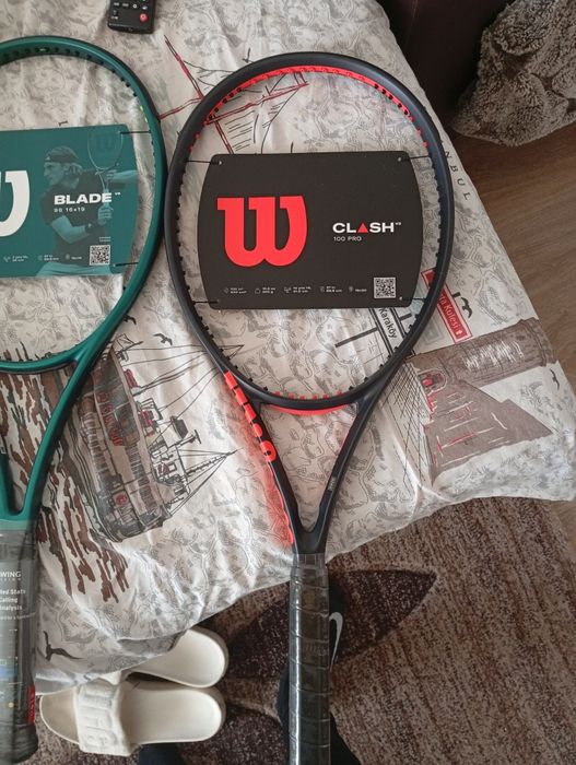 Palete Wilson clash 305 respectiv 295 gr