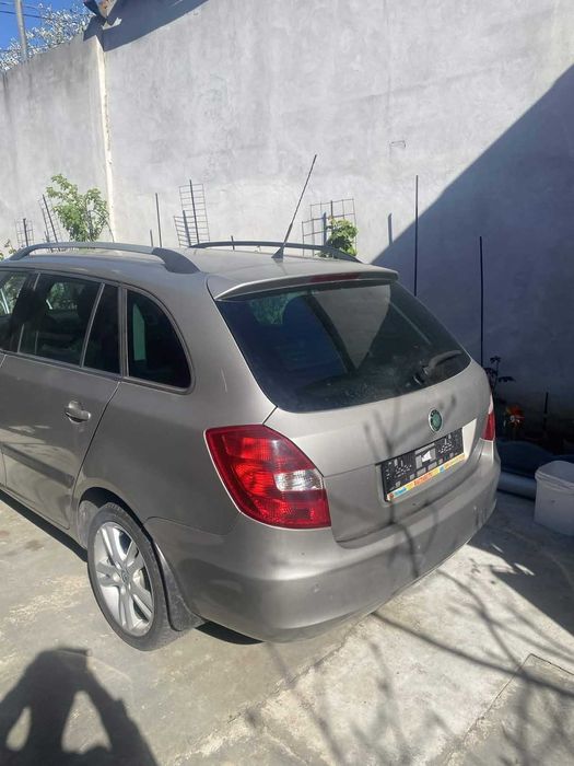 Masina Skoda Fabia 2
