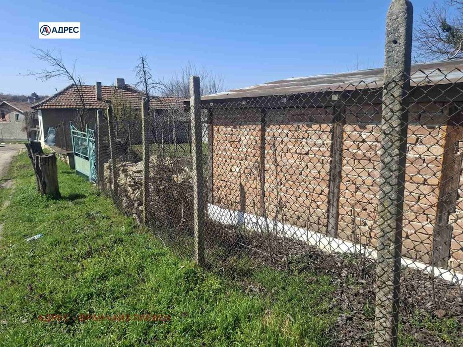 Парцел в Плевен, област-с.Тодорово площ 478 цена 22000