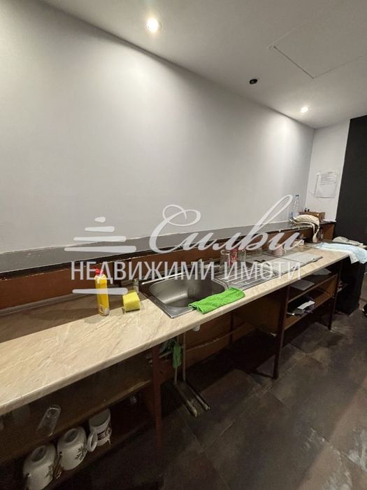 Дава се под наем Заведение в Шумен, Център - 120 кв.м за 510 € - Снимка #7