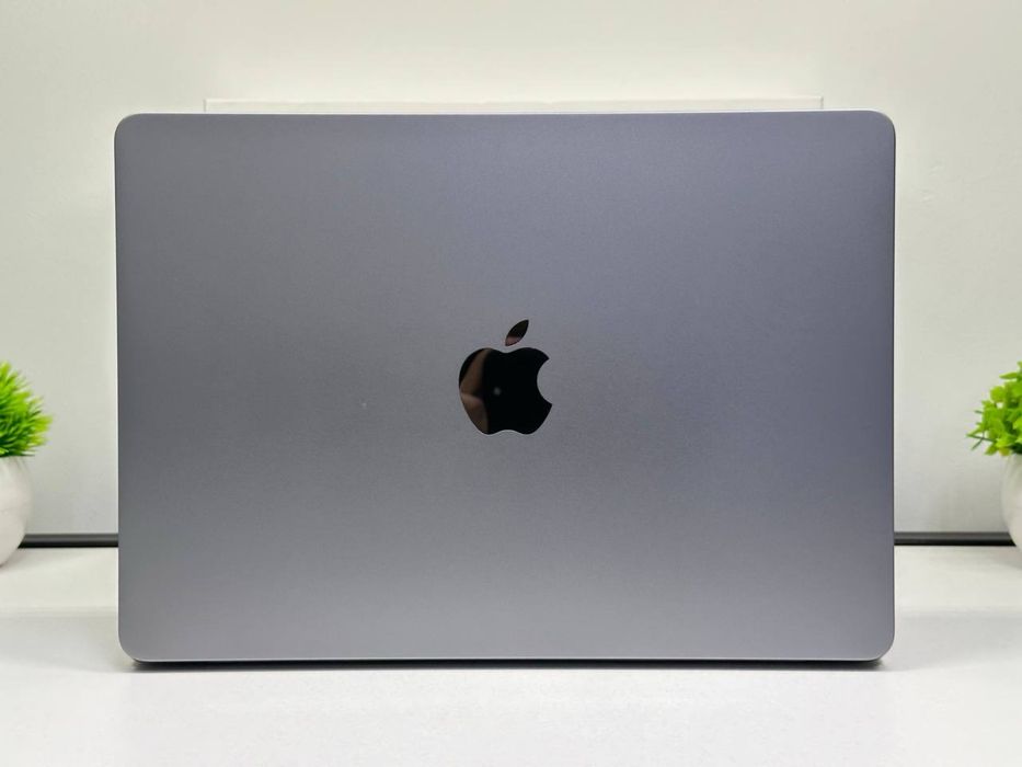MacBook Air M2 2022