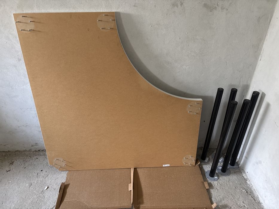 Birou Ikea colt Linnmon