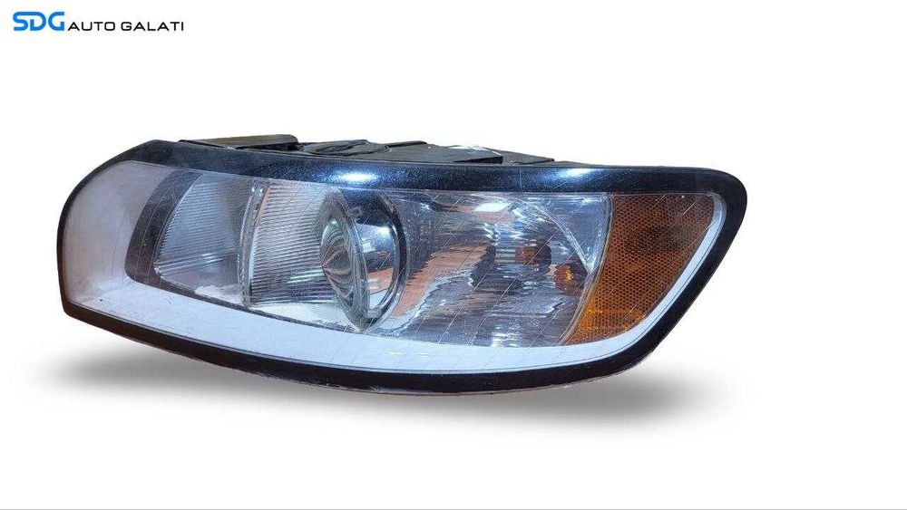 Far Stanga cu Lupa FARA Xenon EUROPA Volvo V50 2004 - 2012 Cod 31265700 [LS0502]