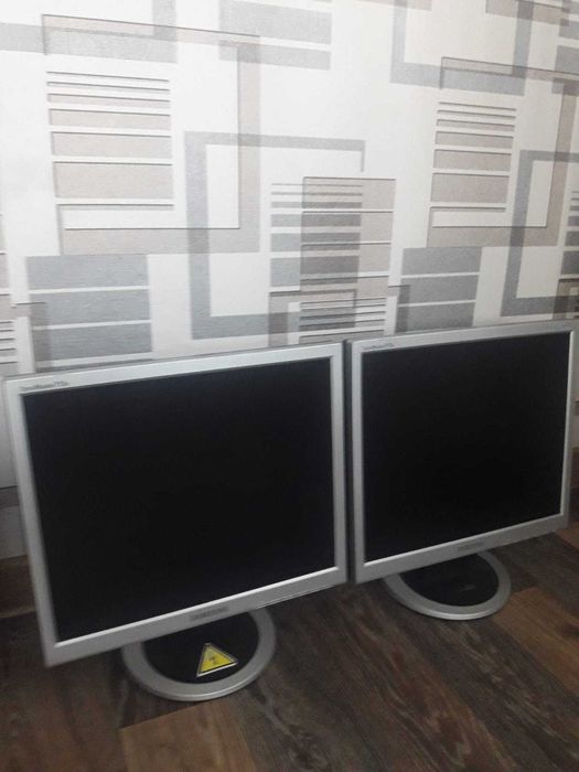 Мониторы ЖК с VGA выходом