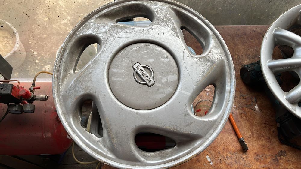 Продам запчасти на ауди