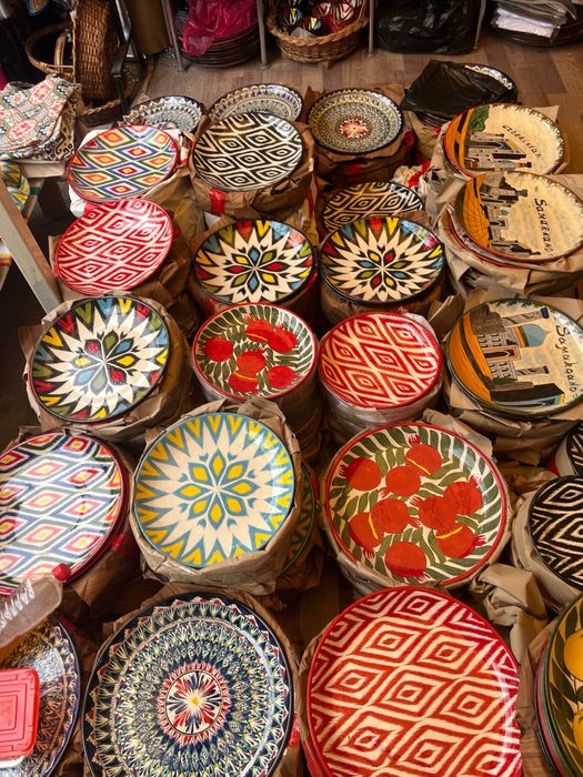 Milliy oaganlar. Xama razmerlar bor manzil . Chorsu 24/7 ish vaqti