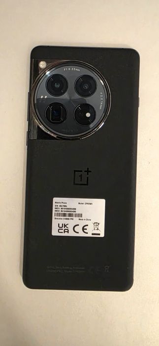 Vând telefon One Plus 12
