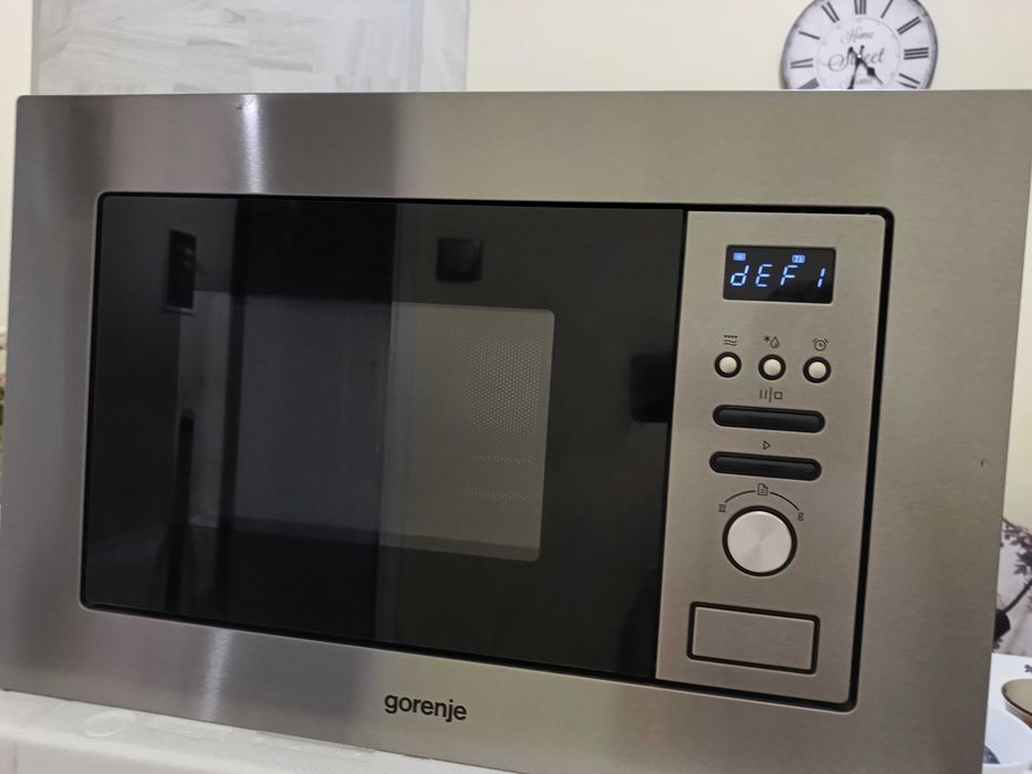 Продавам микровълнова " Gorenje" за вграждане