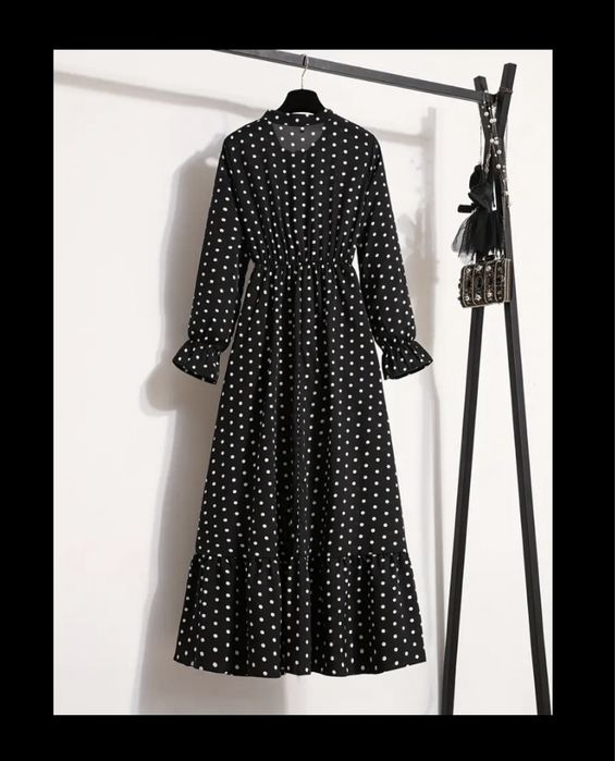 Платье в горошек