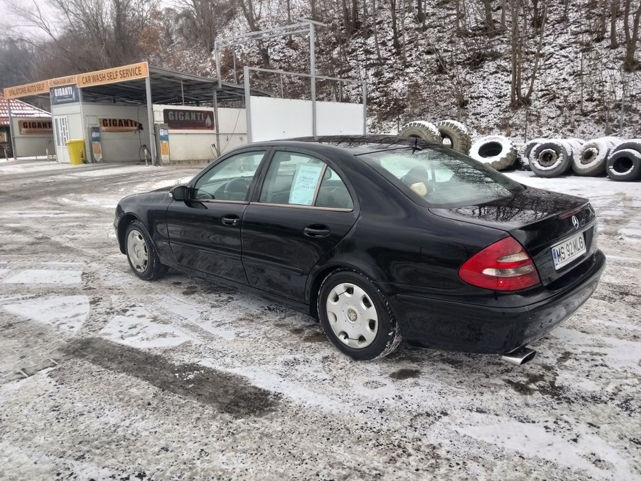 De vânzare Mercedes w211.2004 manual