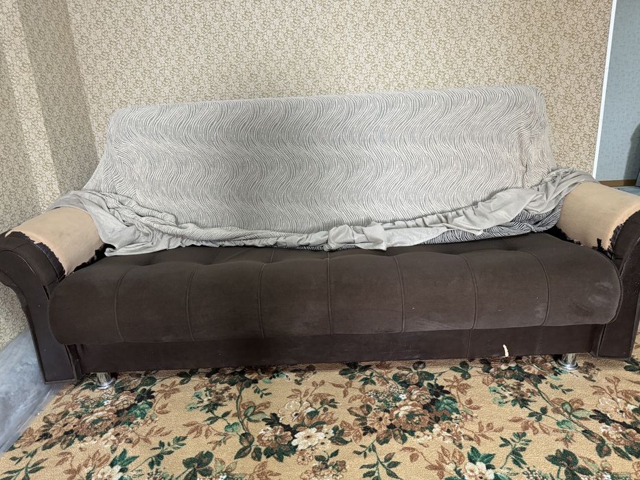 Диван и 2кресло.