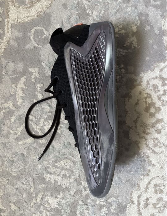 Продам Adidas AE 1