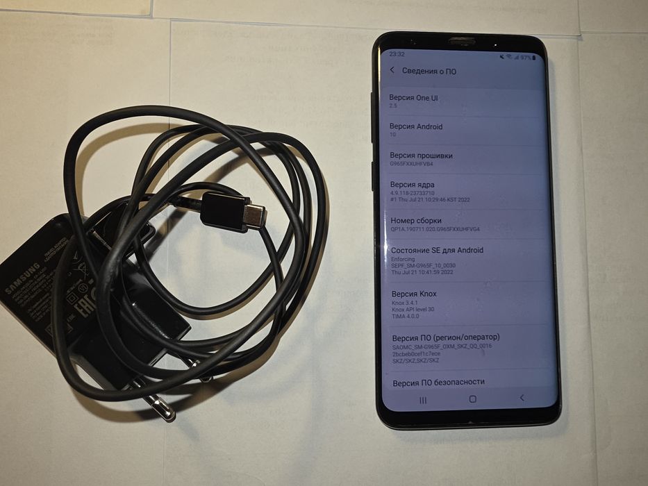 продам смартфон Samsung S9+ 64Гб