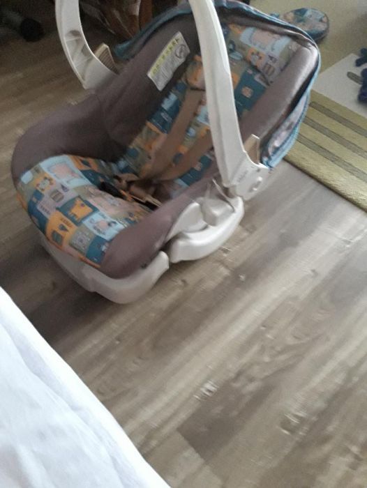 Кошница за новородено с основа