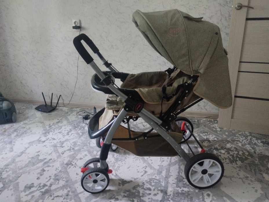 Продам коляску,, Prego"