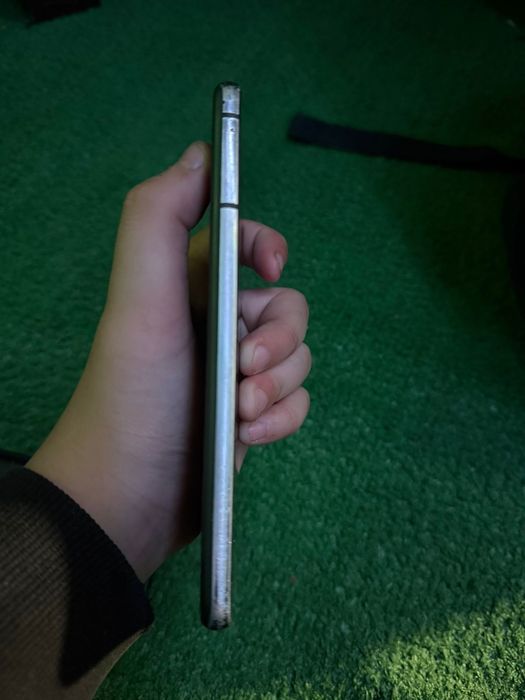 samsung s21 128/8
