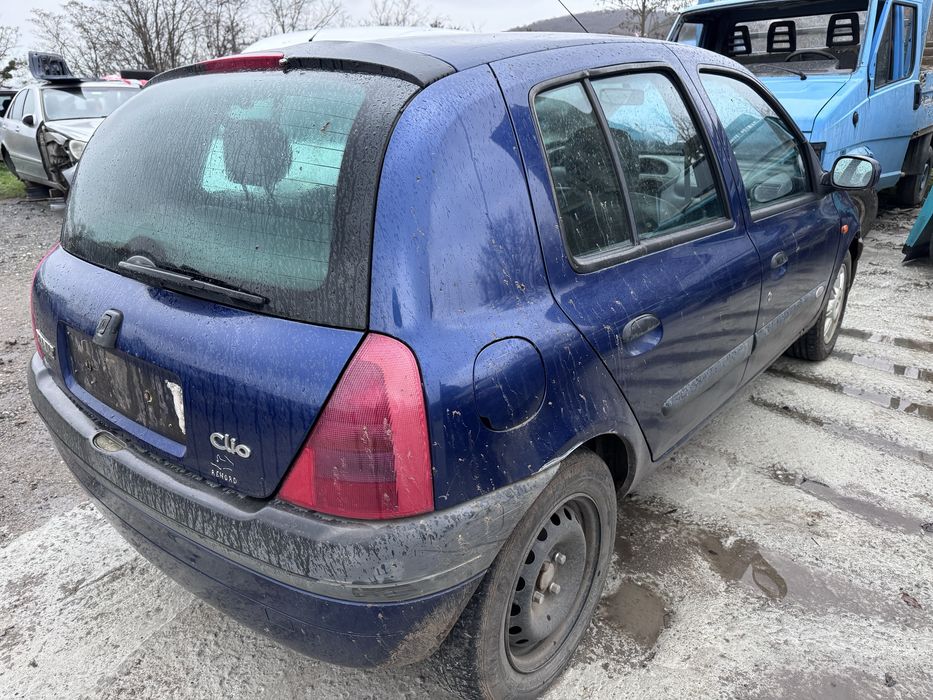 Рено Клио 1.6и 90кс 1999г На Части