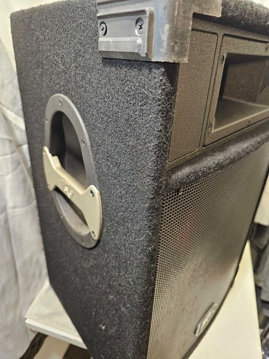 Boxe Peavey PRO-15 4ohm Anglia UK pasive 2 Way 2x600W