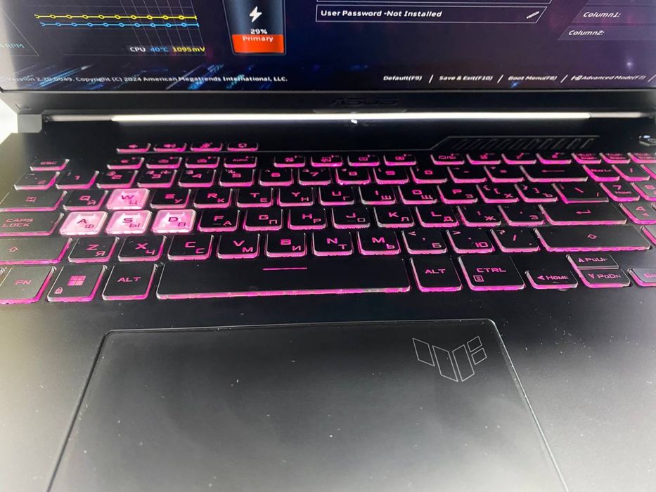 Asus tuff 17,3 ekran 16/512