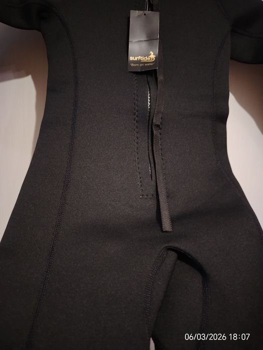 Детски неопрен за сърф