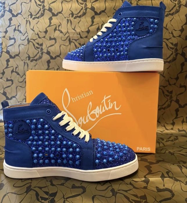 vand louboutin blue cu cutie. orice marime in stoc
