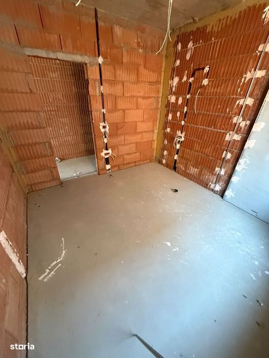 Dezvoltator -Apartament Cu Doua Camere