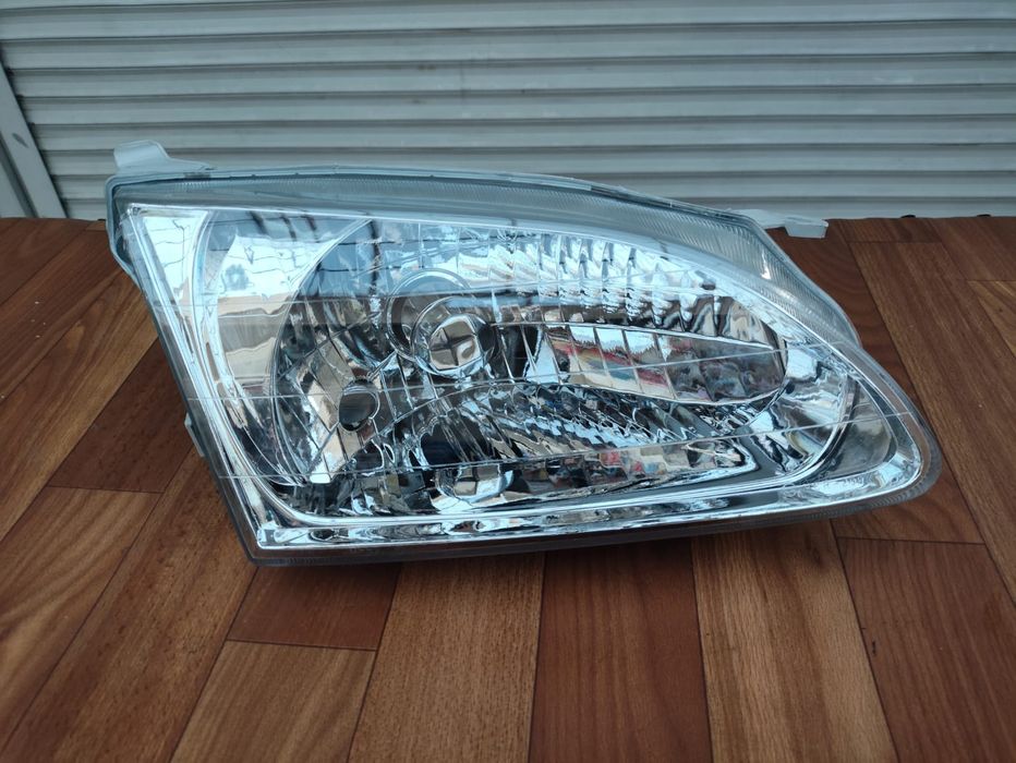 Передняя фара SPASIO