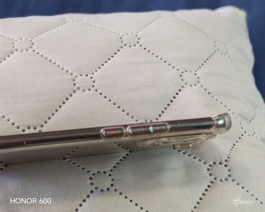 Продавам Huawei nova 9