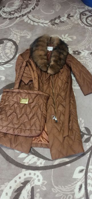 Стеганое пальто с соболем