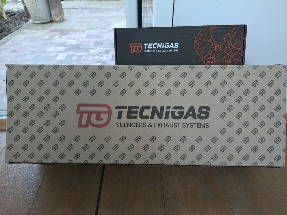Продавам спортен ауспух Tehnicgass