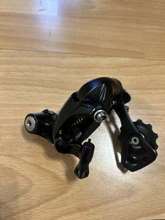 Задний переключатель Shimano 105 11s