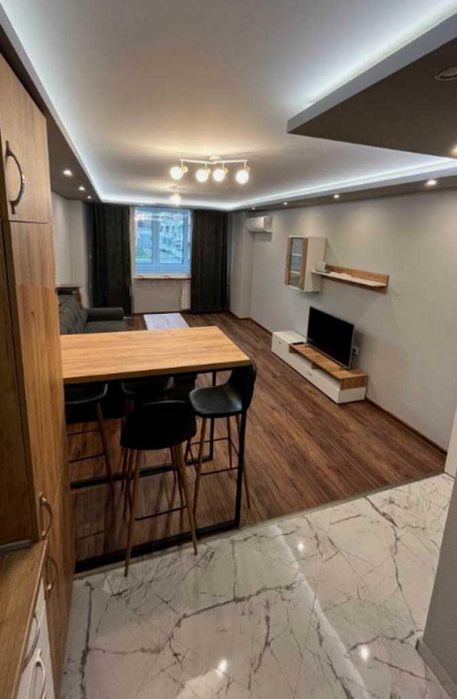 Дава се под наем Двустаен апартамент в София, Зона Б-5 - 62 кв.м за 599 € - Снимка #2