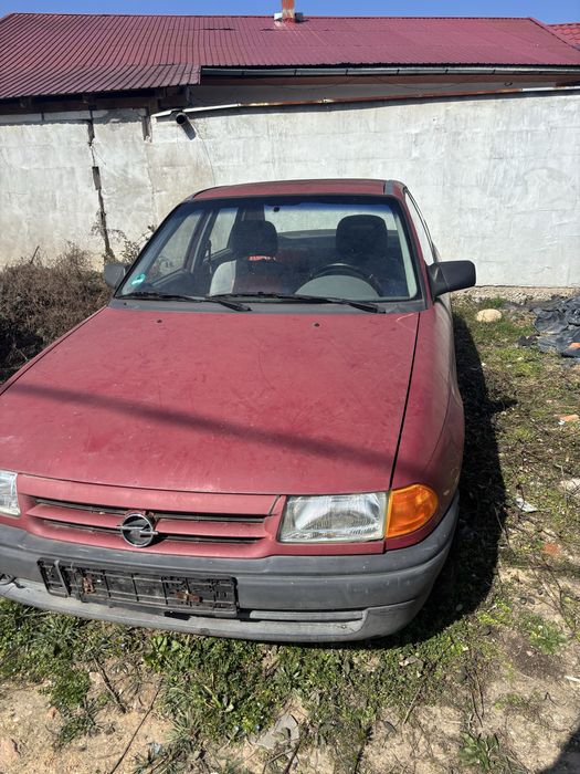 Opel radiat ! Functioneaza .