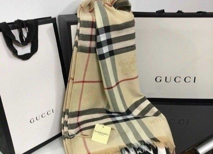 Esarfe/saluri/fulare,doua fețe,diverse nuanțe, saculet, etichetă