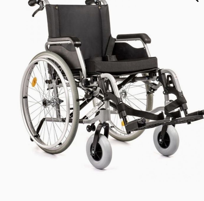 Fotoliu rulant Vitea Care nefolosit