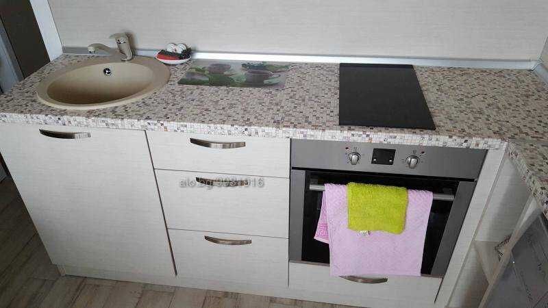 Дава се под наем Двустаен апартамент в Бургас, Възраждане - 60 кв.м за 408 € - Снимка #1