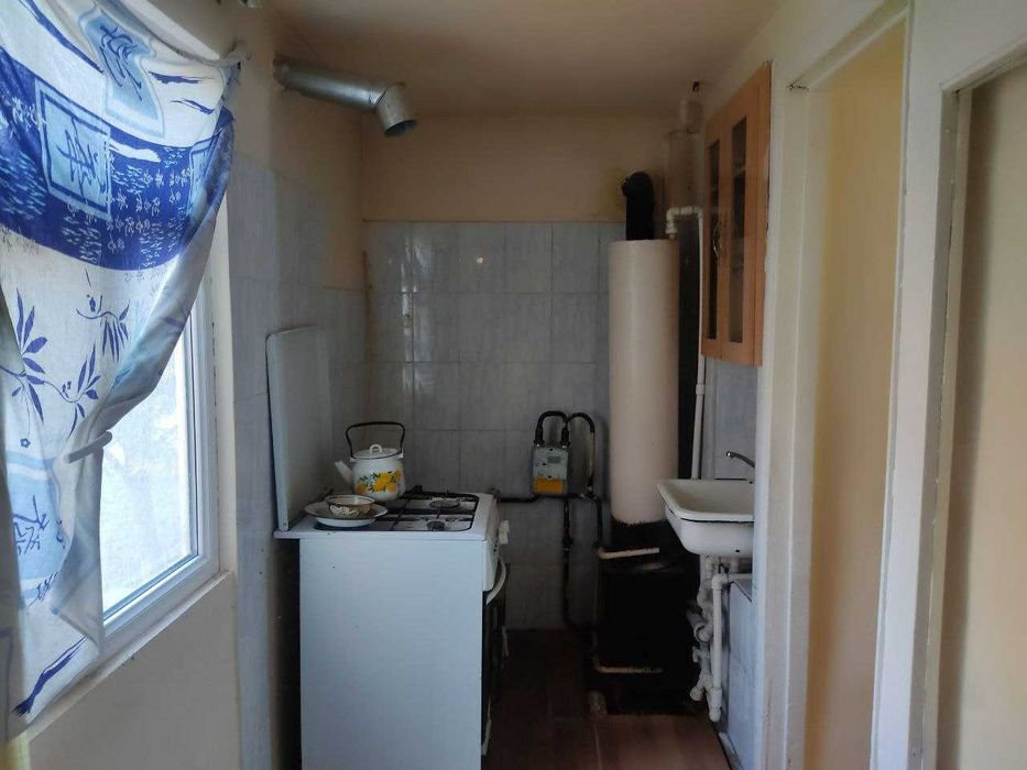 Урганч центрда 1 хонали кв. сотилади