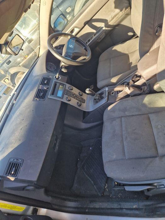 Dezmembrez volvo s40 s80 v60 s60