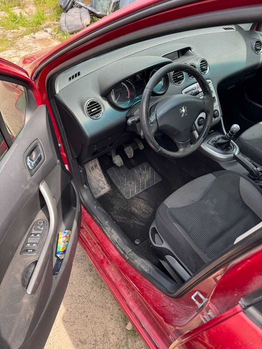Peugeot 308 1.6 дизел 2008 на части