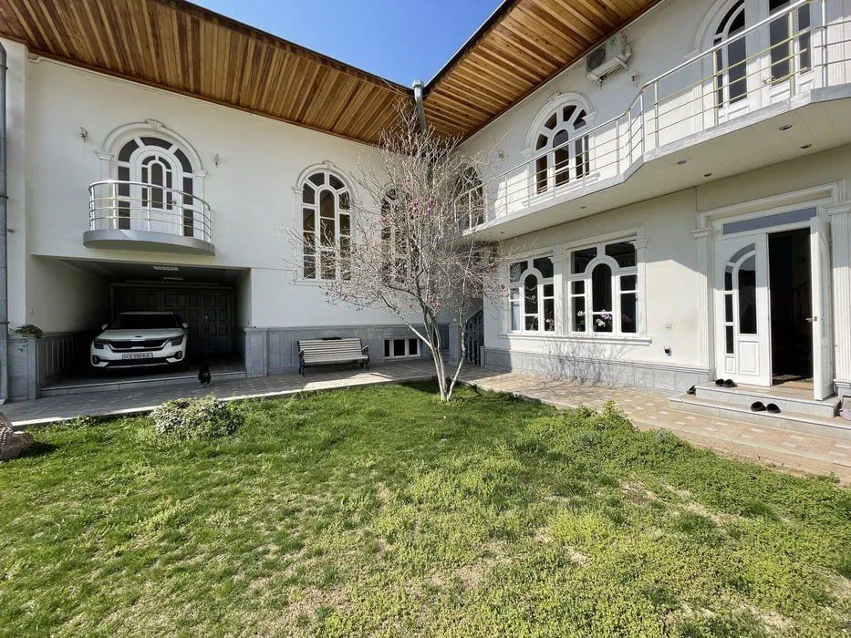 Sotiladi Дом Яккасарай Махаля 10 соток Фасад 32м под Застройку